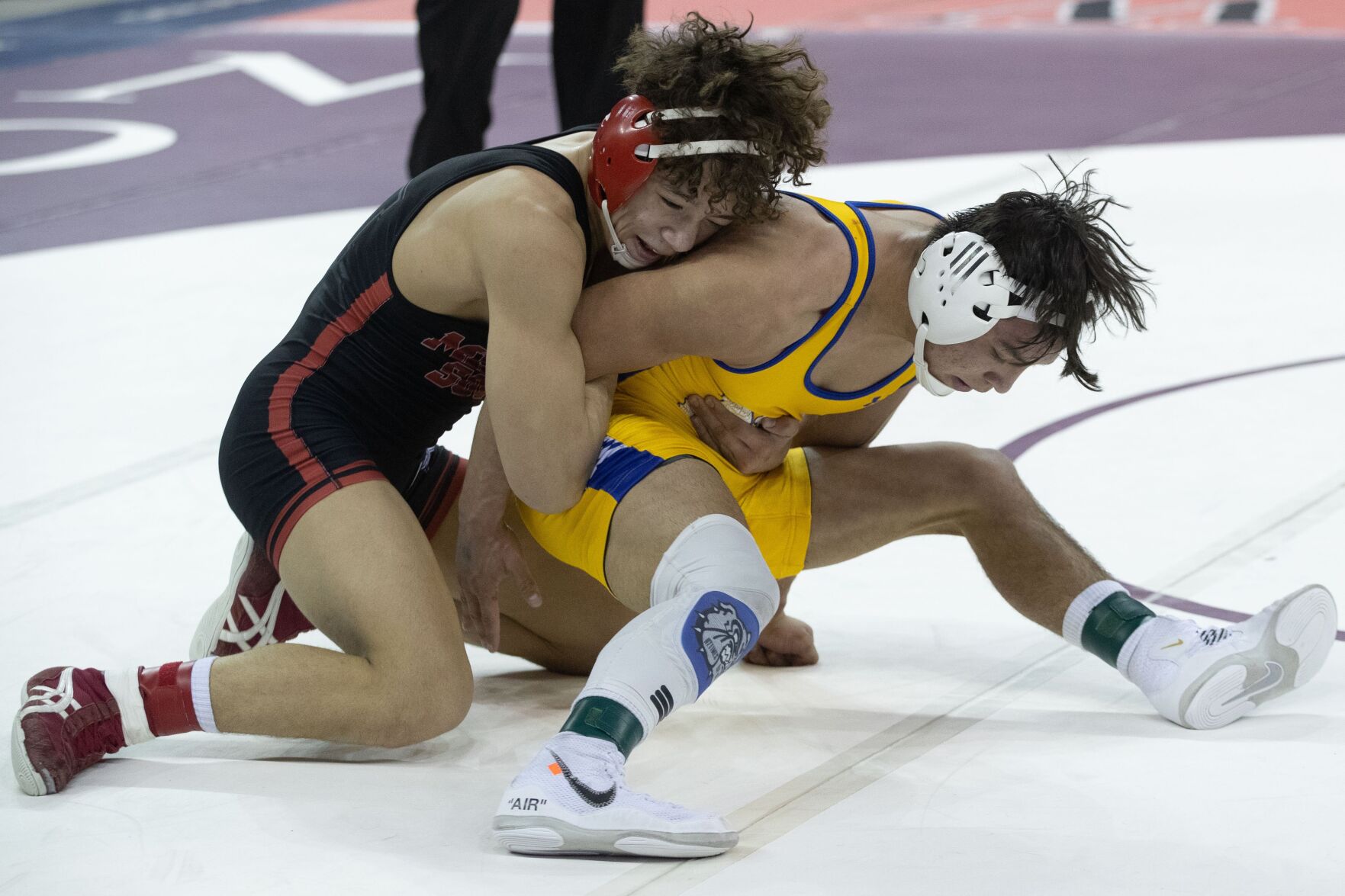 021921-owh-spo-statewrestling-LS09